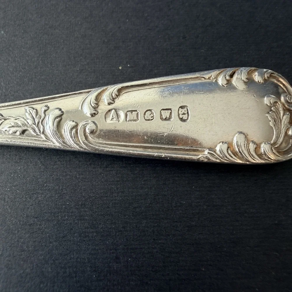 Mappin & Webb Acanthus silver plate Master Butter Knife Engraved Blade 7.25